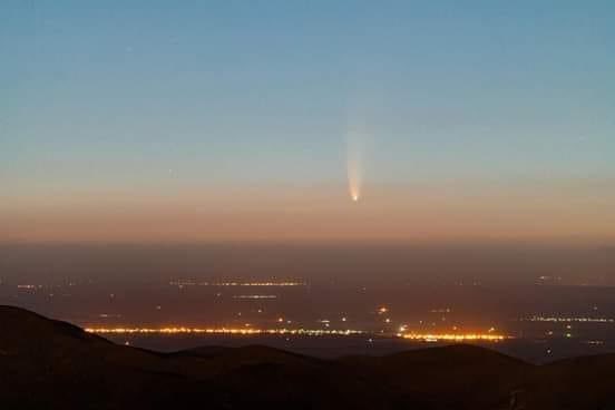 Cometa C/2020 F3 (Neowise) fotografado a partir do México - Créditos: Da Ko