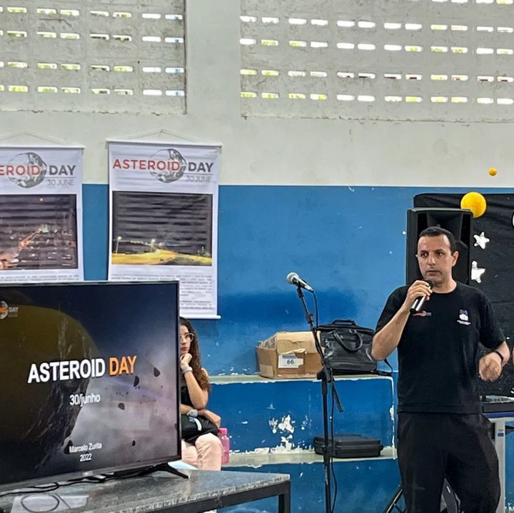 Apresentação da palestra sobre o Asteroid Day - Foto: BINGO
